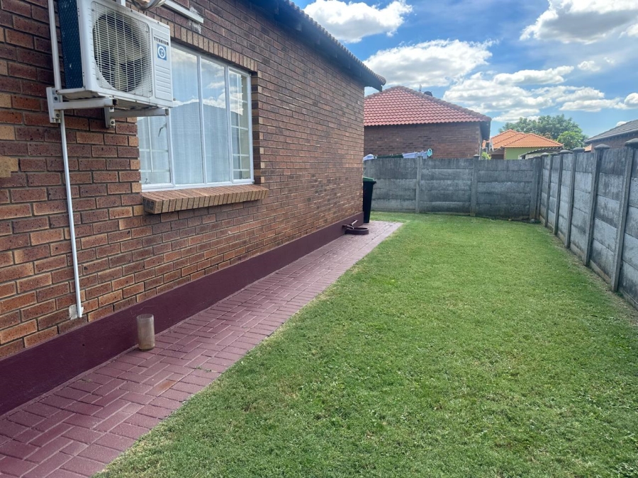 3 Bedroom Property for Sale in Waterval East North West